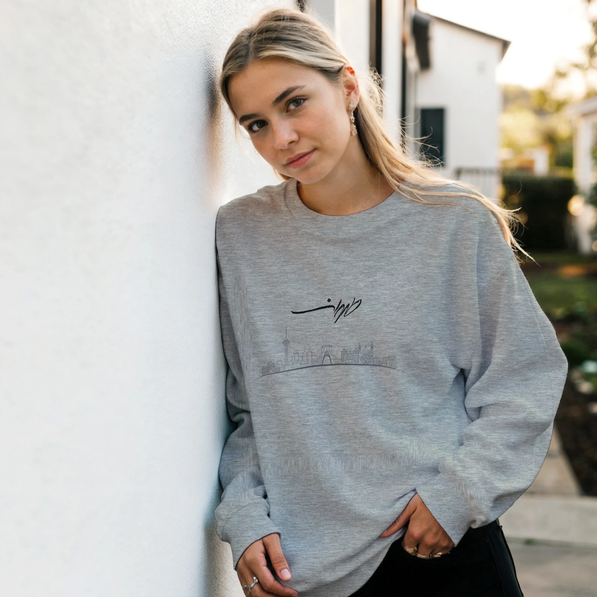 Tehran skyline sweatshirt with طهران calligraphy and Made in Iran stamp – LQQV