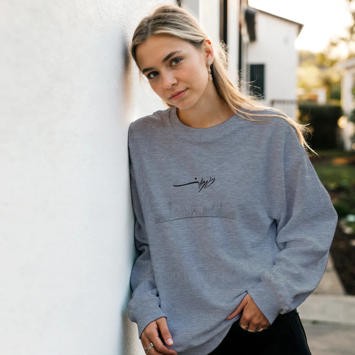 Tehran skyline sweatshirt with طهران calligraphy and Made in Iran stamp – LQQV